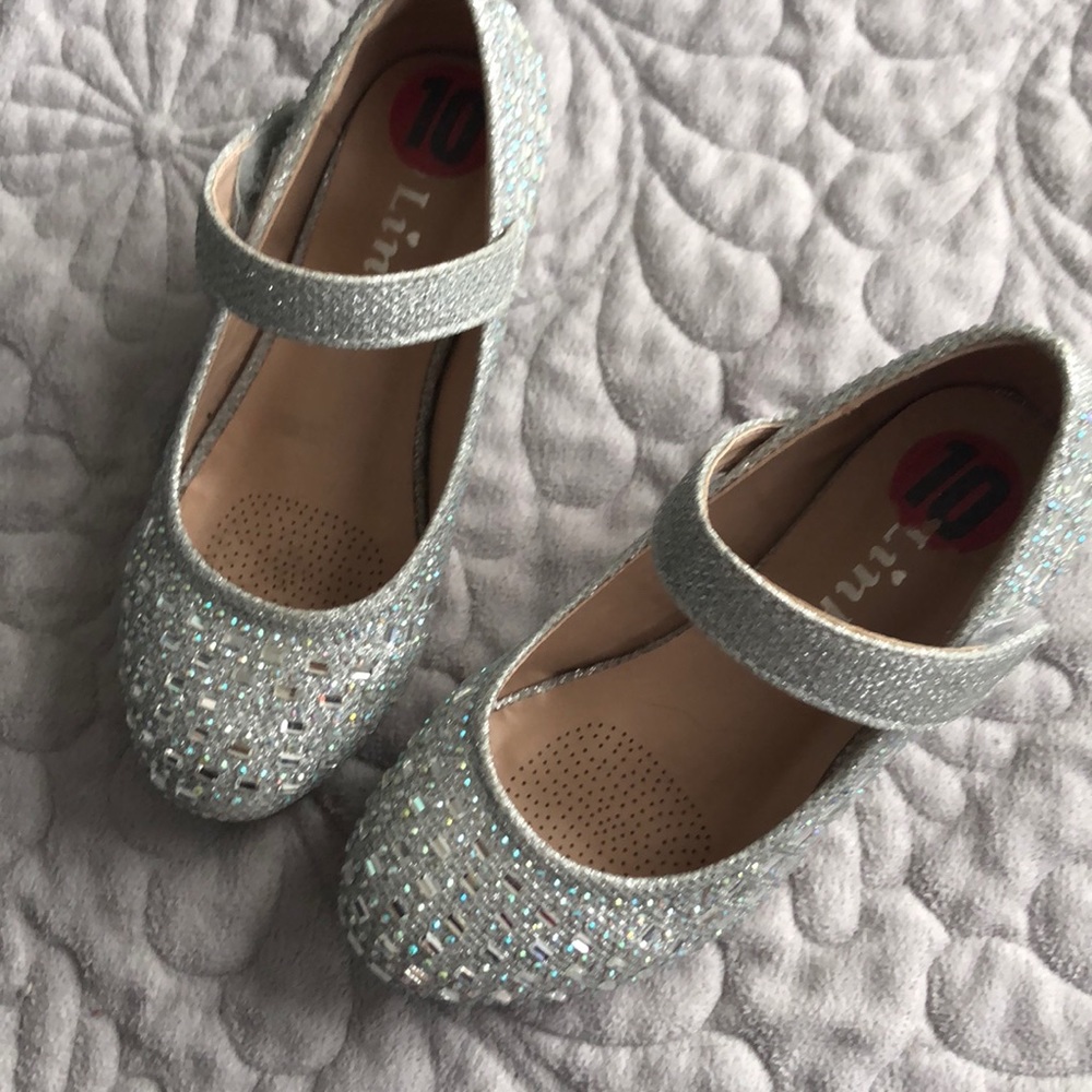 Bedazzle little girl princess dream shoes size 10